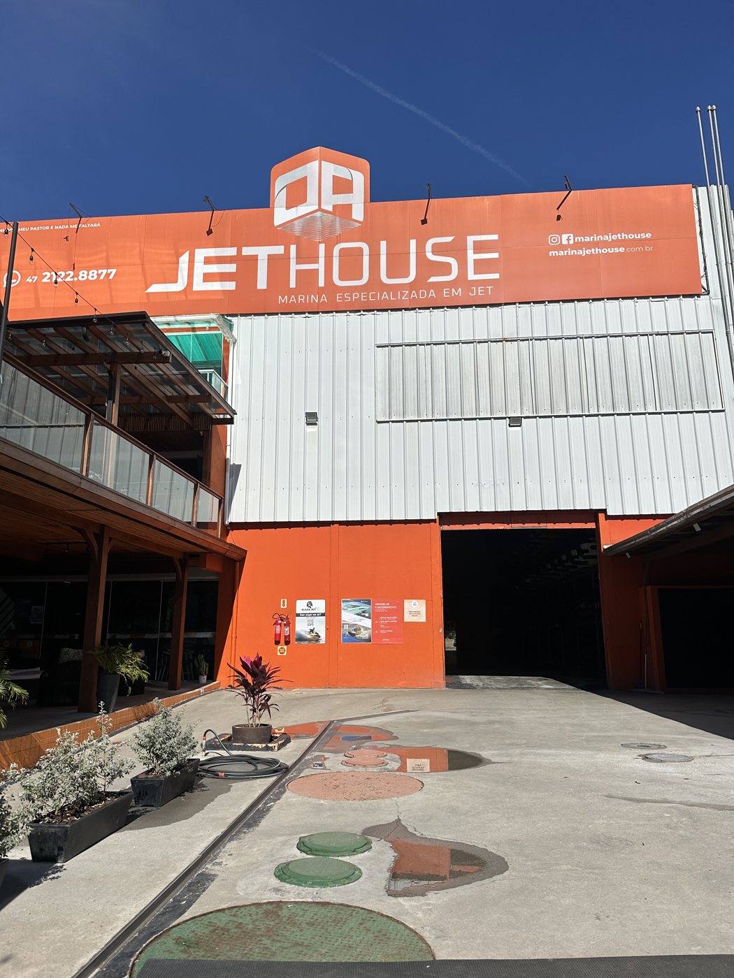 Fachada da Marina JetHouse