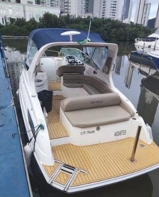 Triton 300 Classic 2015, foto 7