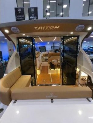Triton 370 Hard Top 2023, foto 2